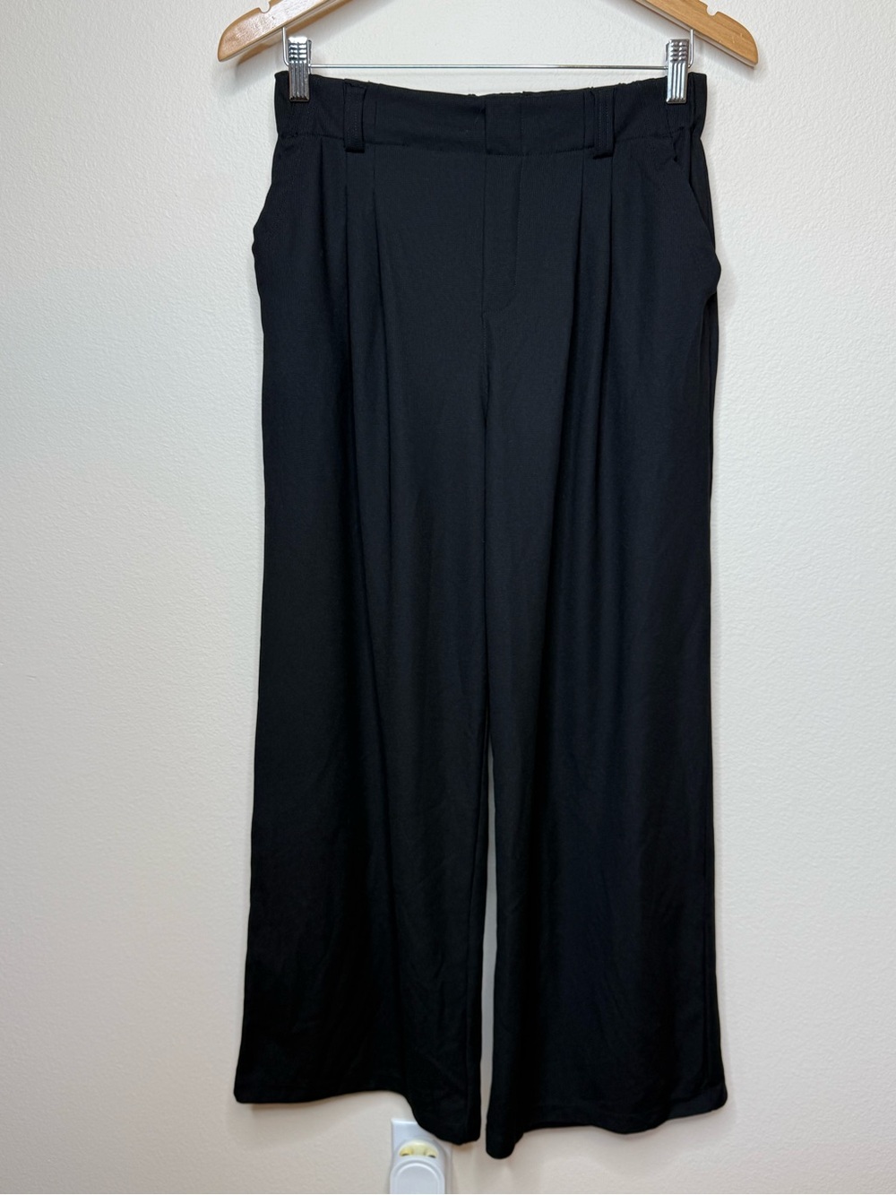 NWT HALARA Black Wide-Leg Tailored Pants size medium